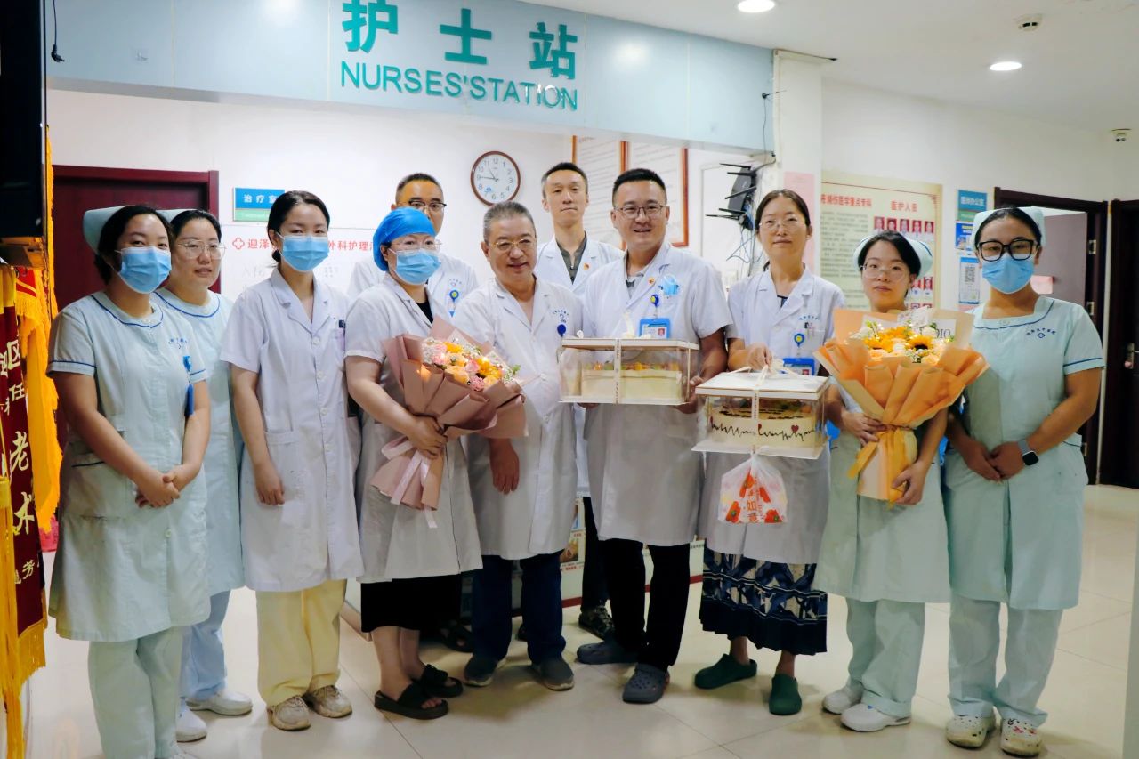 【德馨于行 技精于勤】太原市迎泽区中医医院开展医师节慰问活动